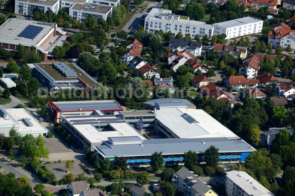 Aerial image Bensheim - School building of the Geschwister-Scholl-Schule on Eifelstrasse in Bensheim in the state Hesse