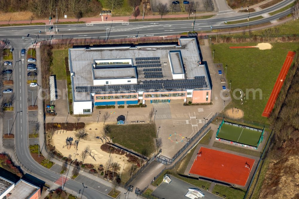 Aerial photograph Bönen - School building of the Goethe Schule Boenen on Oststrasse in Boenen in the state North Rhine-Westphalia, Germany