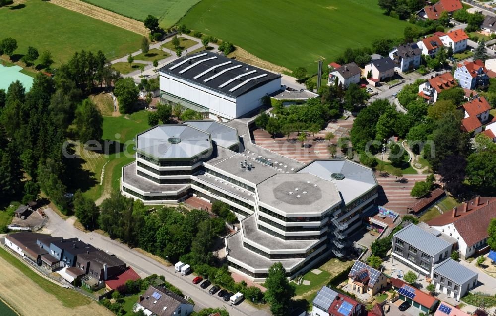 Markt Indersdorf from the bird's eye view: School building of the Grandschule Markt Inofsdorf and of Mittelschule Markt Inofsdorf in Markt Indersdorf in the state Bavaria, Germany