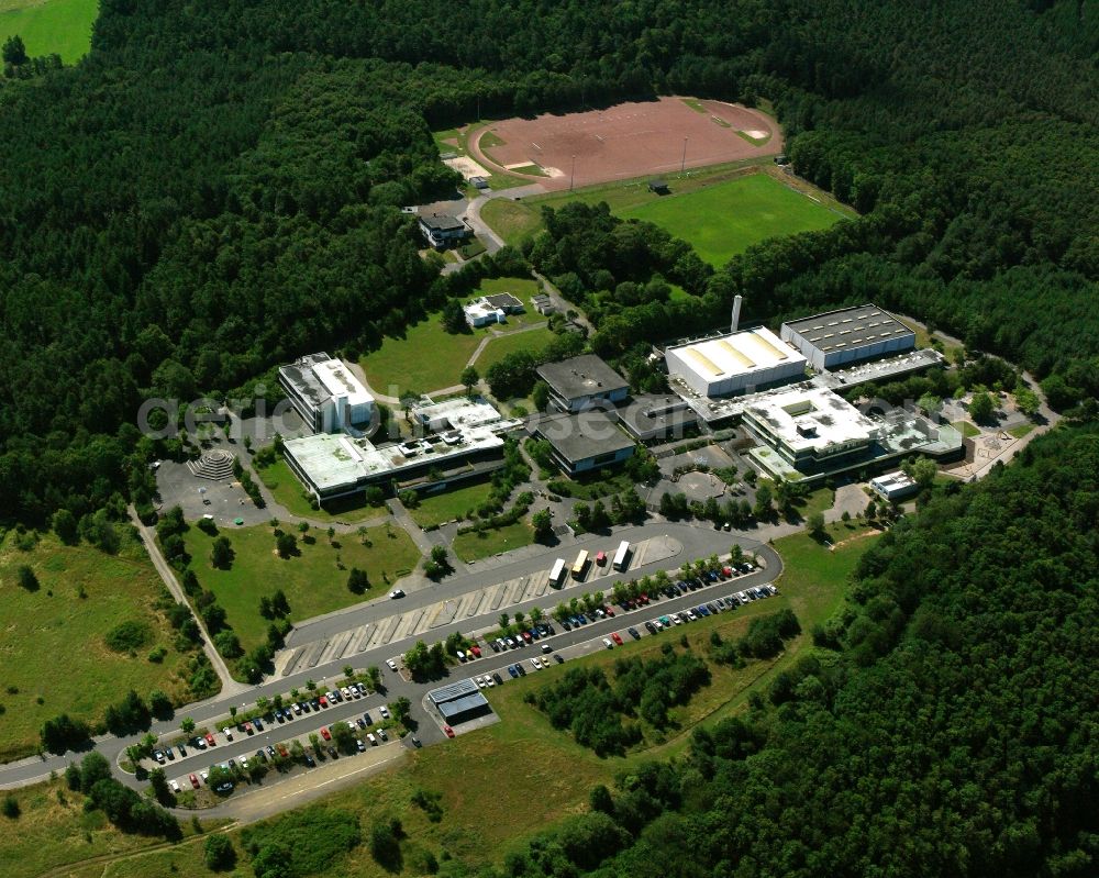 Aerial photograph Weierbach - School building of the Goettenbach-Gymnasium , Grundschule Auf of Bein and Idar-Oberstein Sprachheilschule in Weierbach in the state Rhineland-Palatinate, Germany