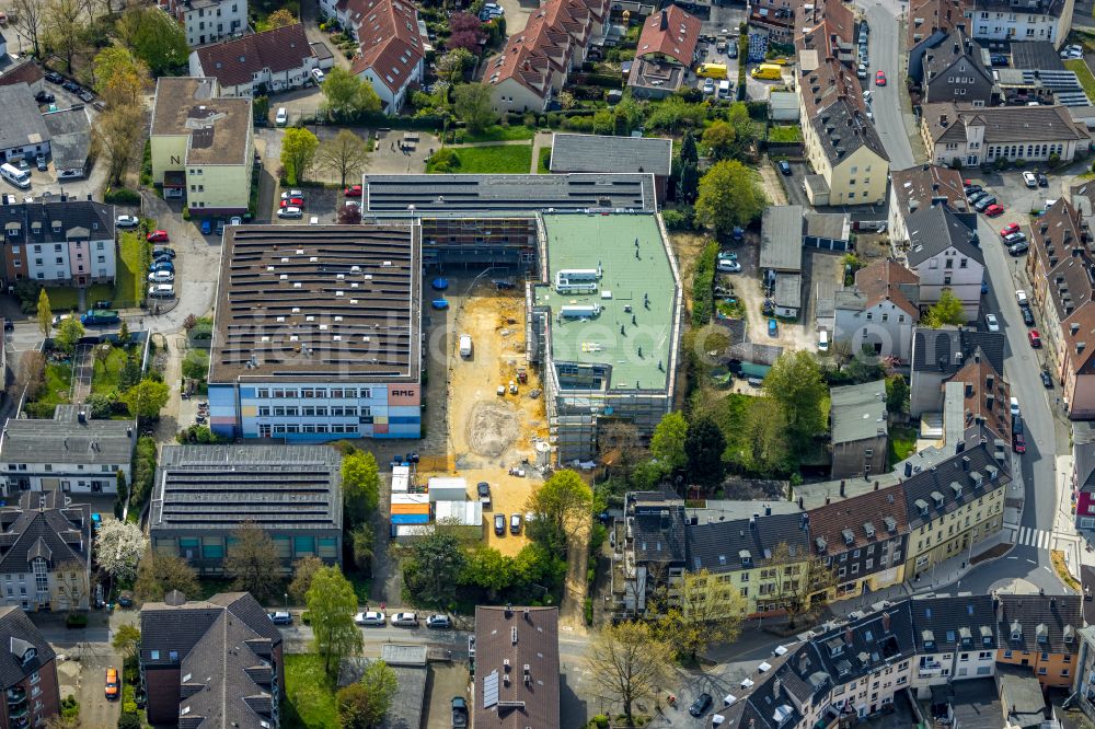 Aerial image Witten - School building of the Albert-Martmoeller-Gymnasium on Oberdorf in Witten at Ruhrgebiet in the state North Rhine-Westphalia, Germany