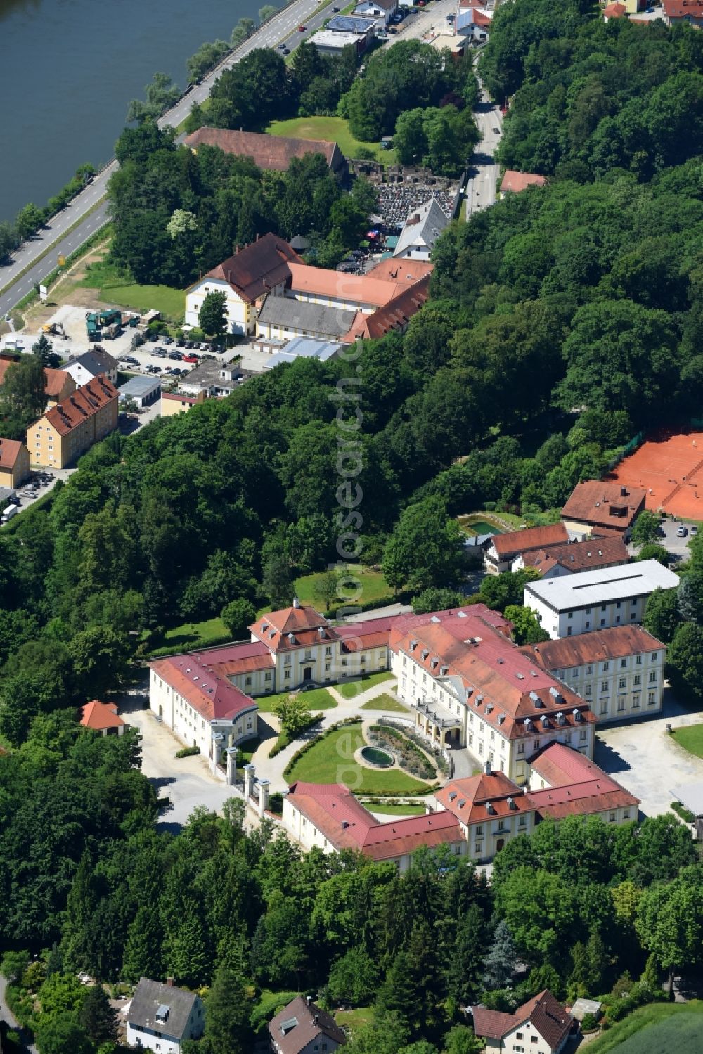 Aerial photograph Passau - School building of the - Auersperg-Gymnasium Passau on Freudenhain in the district Hacklberg in Passau in the state Bavaria, Germany