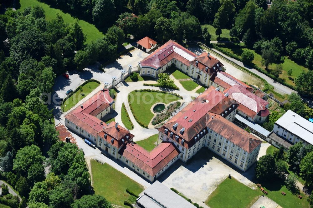 Aerial photograph Passau - School building of the - Auersperg-Gymnasium Passau on Freudenhain in the district Hacklberg in Passau in the state Bavaria, Germany