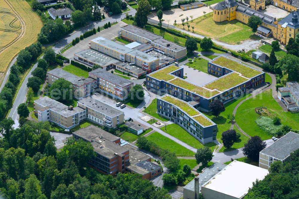 Aerial image Eringerfeld - School building of the on street Steinhauser Strasse in Eringerfeld in the state North Rhine-Westphalia, Germany