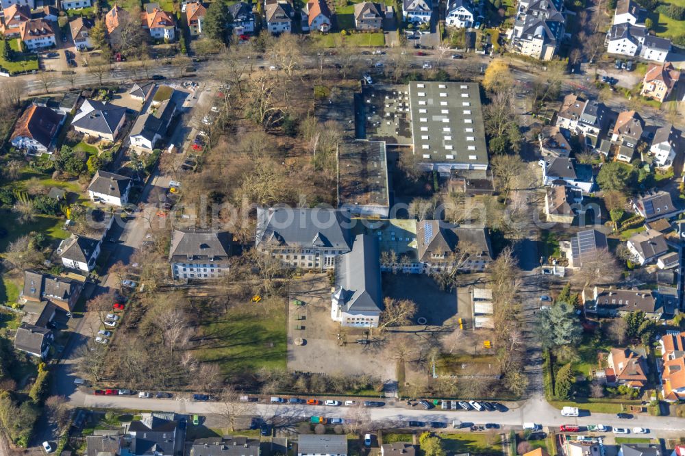 Aerial photograph Unna - School building of the high school Ernst-Barlach-Gymnasium on Seminarstrasse in Unna in the Ruhr area in the state North Rhine-Westphalia, Germany