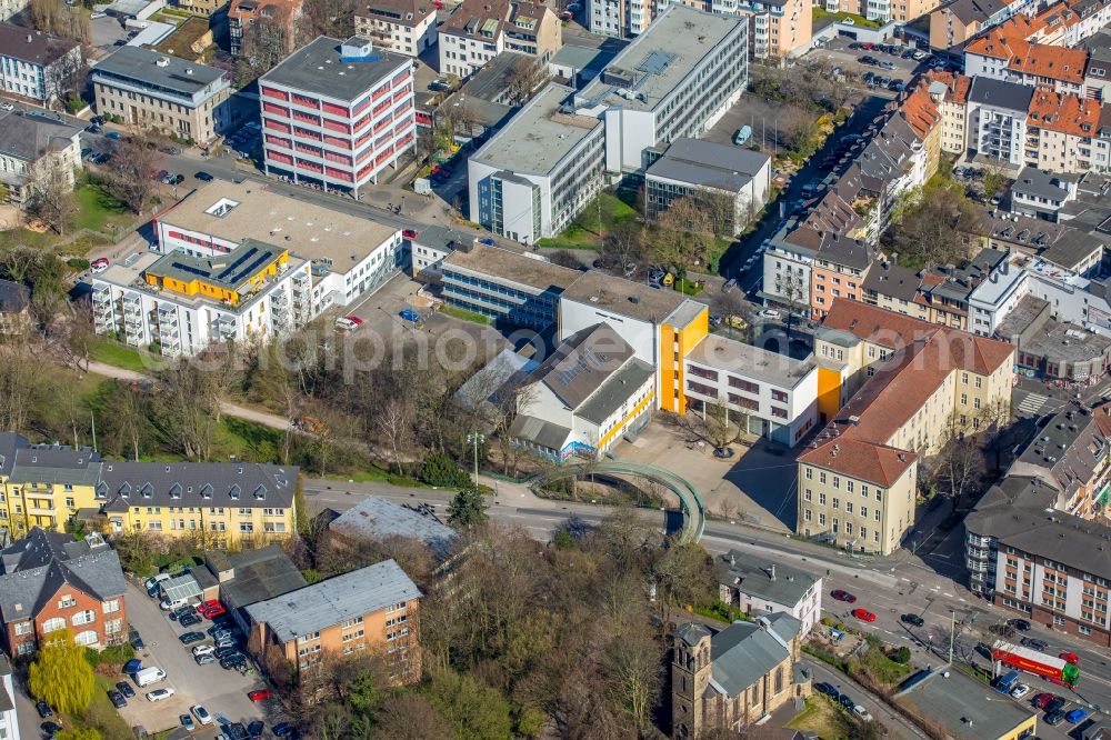 Aerial image Hagen - School building of the Fichte-Gymnasium on Goldbergstrasse in Hagen in the state North Rhine-Westphalia, Germany