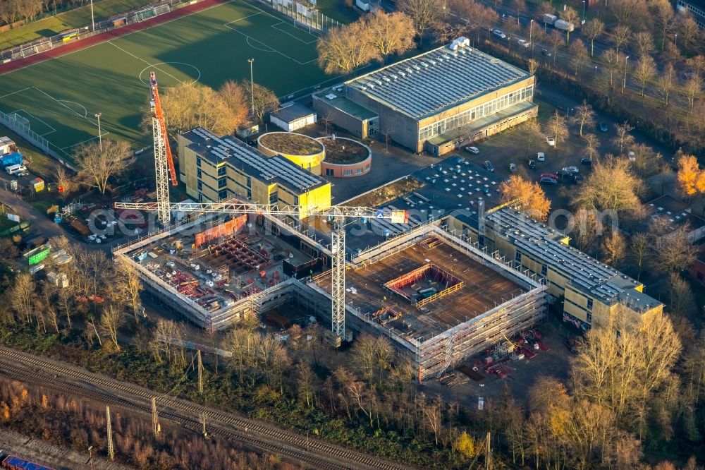 Gladbeck from above - School building of the Heisenberg Gymnasium on Konrad-Adenauer-Allee in Gladbeck in the state North Rhine-Westphalia, Germany