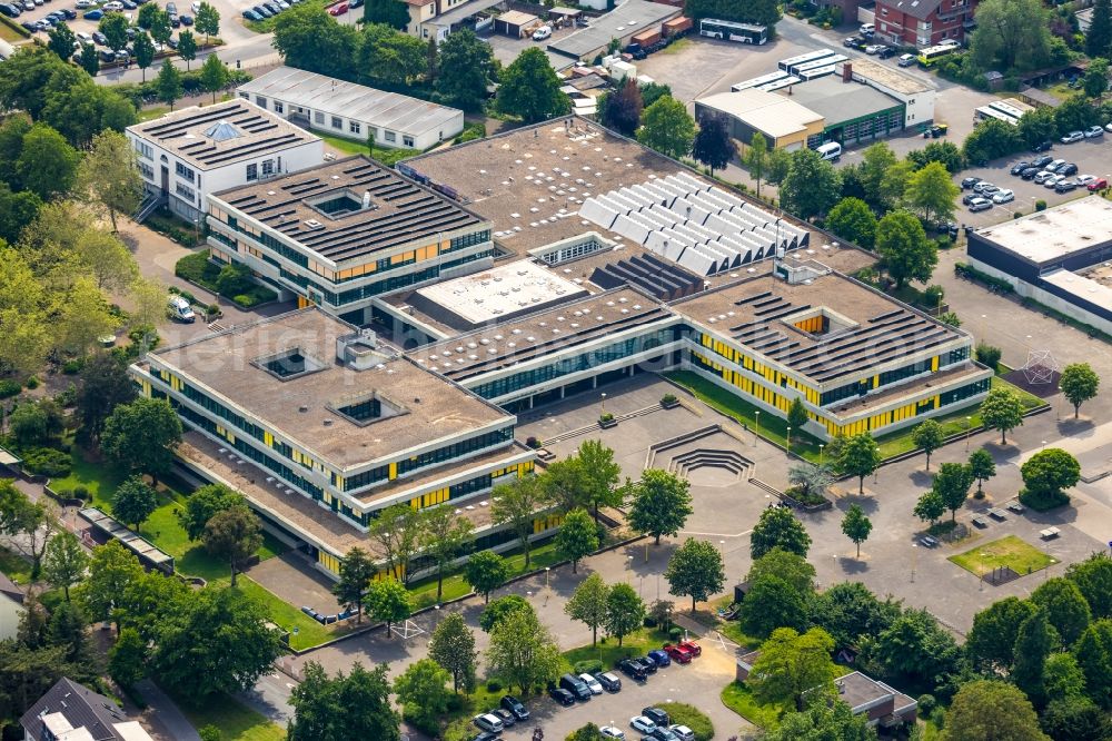 Aerial photograph Haltern am See - School building of the Joseph-Koenig-Gymnasium on Holtwicker Strasse in Haltern am See in the state North Rhine-Westphalia, Germany