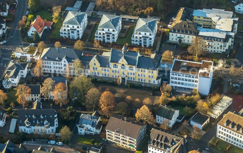 Attendorn from the bird's eye view: School building of the Rivius Gymnasium on Westwall in Attendorn in the state North Rhine-Westphalia, Germany