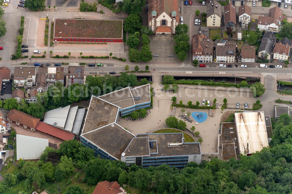 Schramberg from the bird's eye view: School building of the on street Berneckstrasse in Schramberg at Schwarzwald in the state Baden-Wuerttemberg, Germany