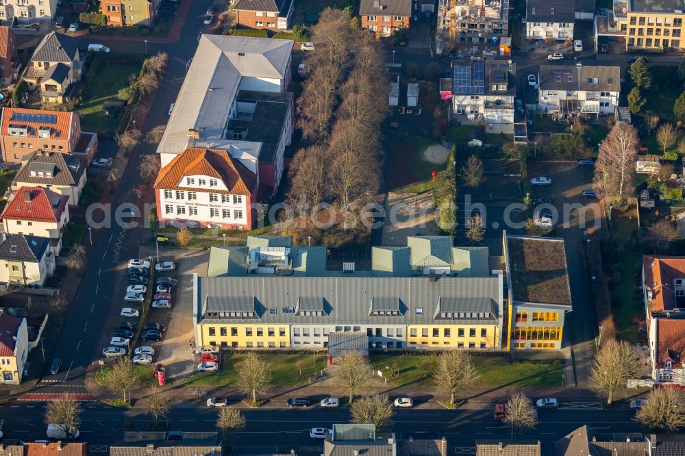 Haltern am See from above - School building of the Hans-Boeckler-Kollegschule of Kreises Recklinghausen in Haltern am See in the state North Rhine-Westphalia, Germany