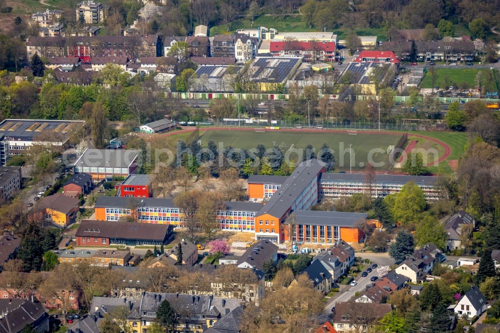 Bochum from the bird's eye view: School building of the Heinrich-Boell-Gesamtschule on Agnesstrasse in Bochum in the state North Rhine-Westphalia, Germany