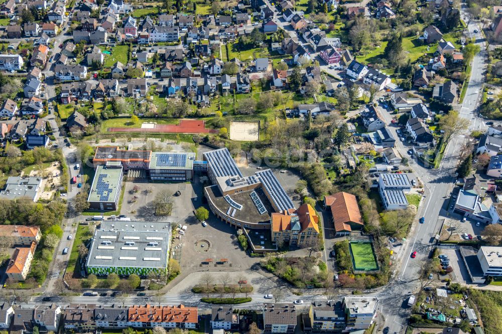 Witten from the bird's eye view: School building of the Holzkamp-Gesamtschule on street Willy-Brandt-Strasse in Witten at Ruhrgebiet in the state North Rhine-Westphalia, Germany