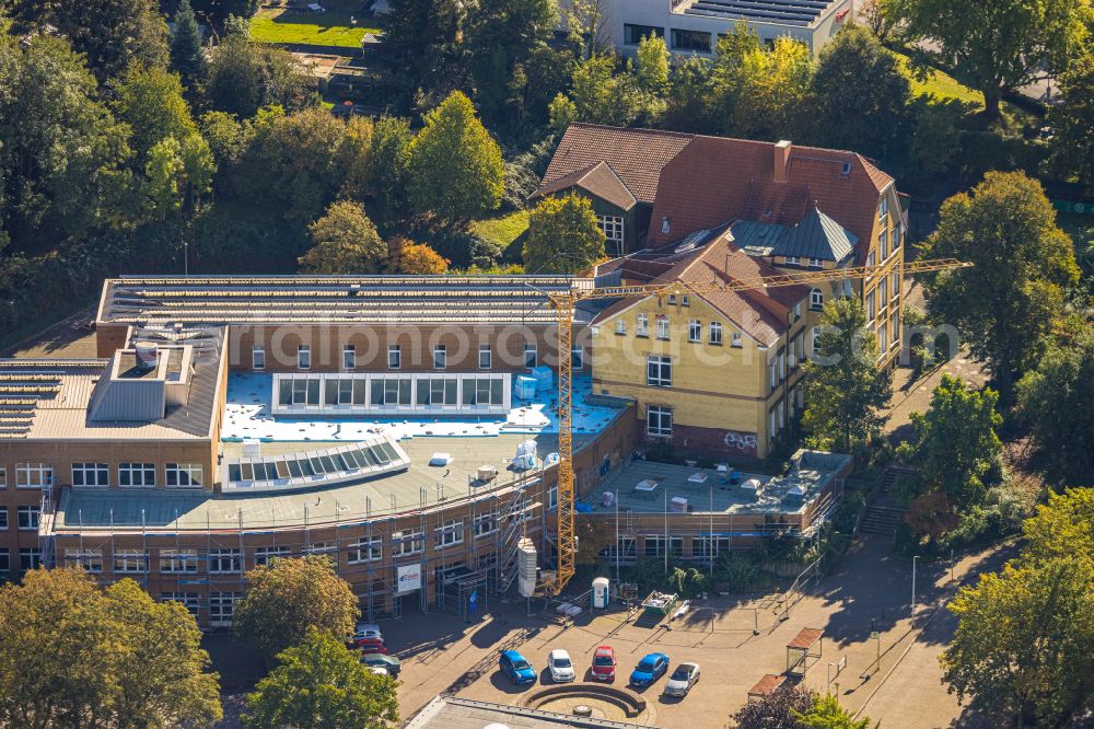 Witten from above - School building of the Holzkamp-Gesamtschule on street Willy-Brandt-Strasse in Witten at Ruhrgebiet in the state North Rhine-Westphalia, Germany