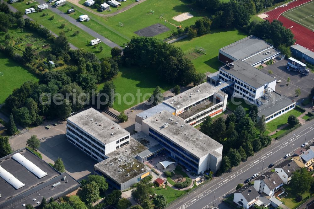 Remagen from the bird's eye view: School building of the IGS Remagen and Realschule plus on Goethestrasse in Remagen in the state Rhineland-Palatinate, Germany