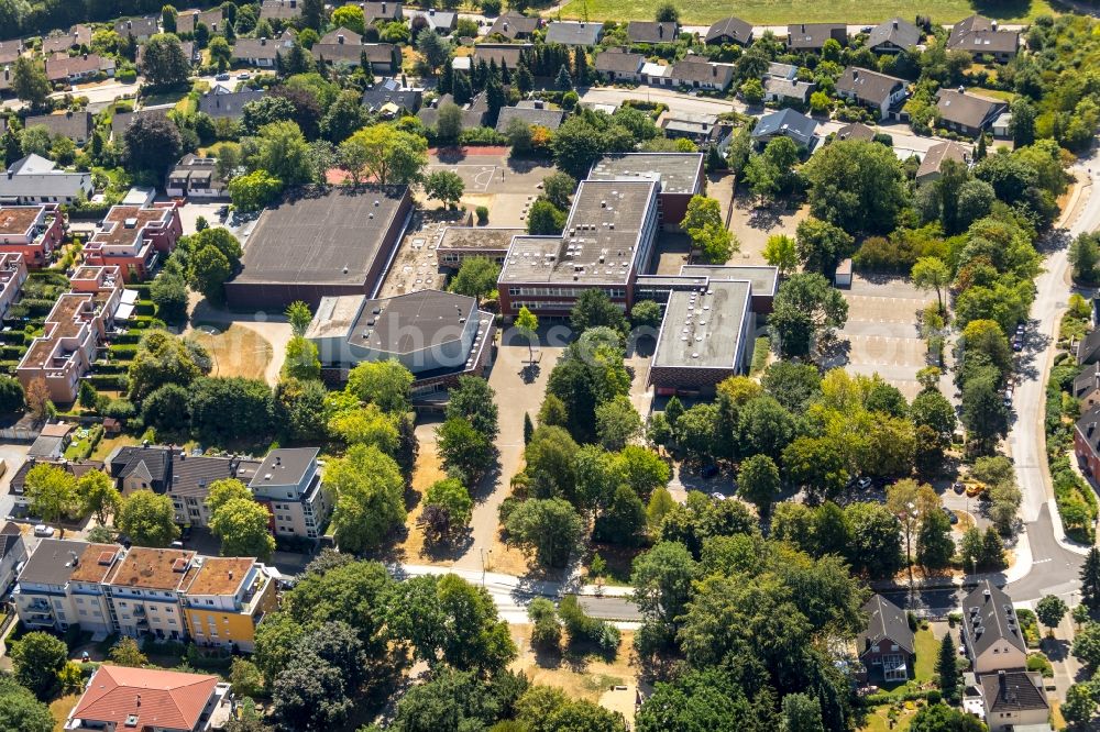 Aerial image Heiligenhaus - School building of Immanuel Kant High School in Heiligenhaus in North Rhine-Westphalia