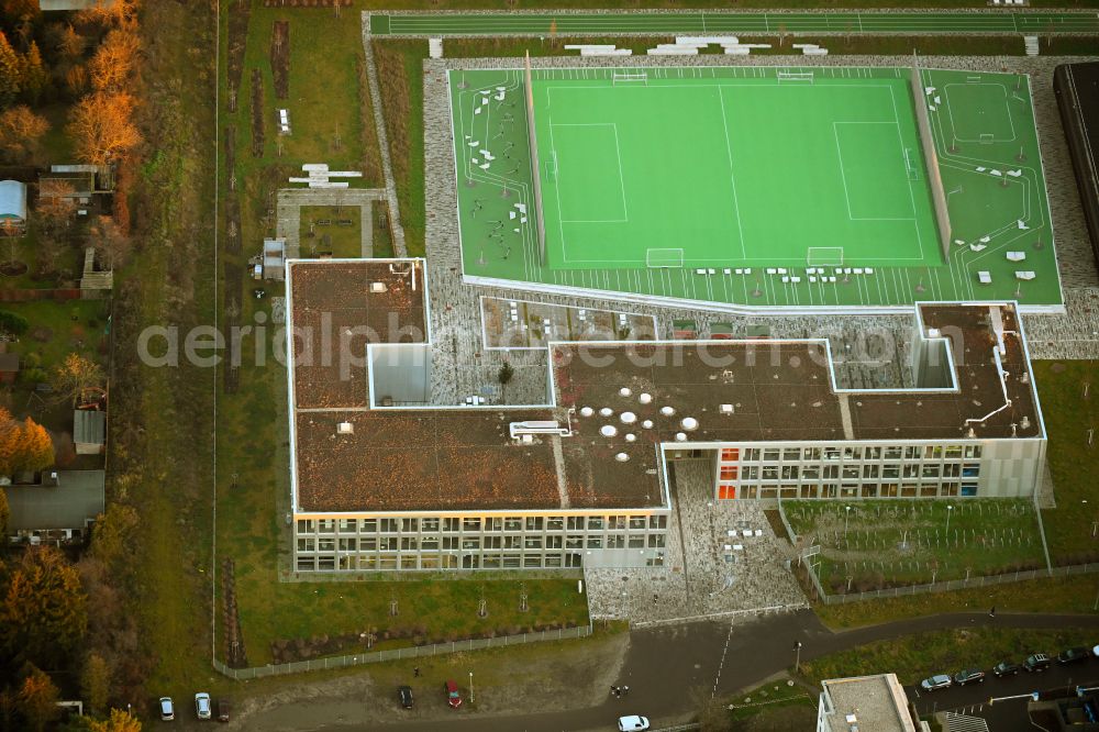 Aerial photograph Berlin - New construction site of the school building Integrierte Sekundarschule Mahlsdorf on the street An der Schule in the district Mahlsdorf in Berlin, Germany