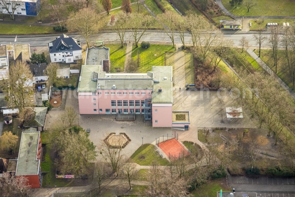 Hamm from above - School building of the Jahnschule in the district Herringen in Hamm in the state North Rhine-Westphalia, Germany