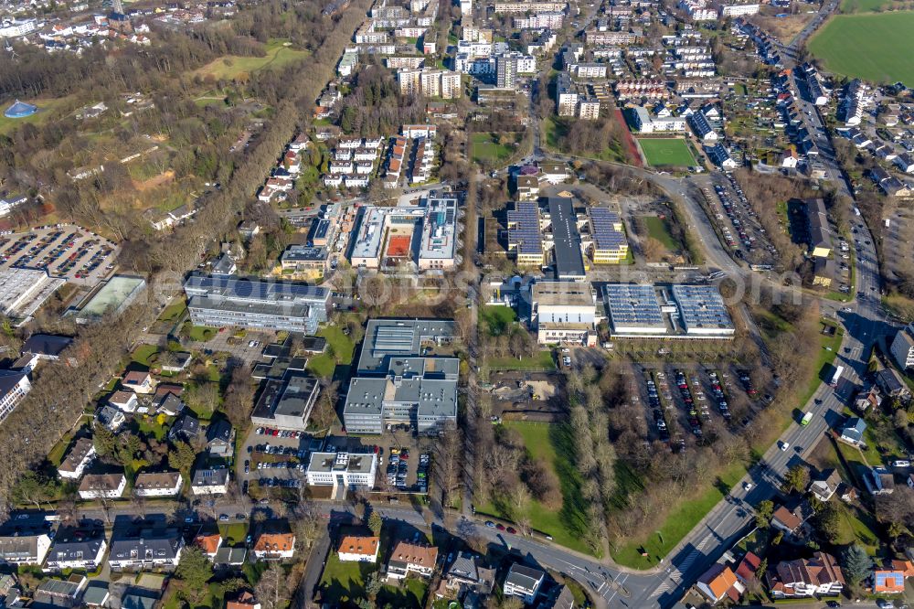 Unna from above - School building of the Jakob-Muth-Schule on street Doebelner Strasse in the district Alte Heide in Unna at Ruhrgebiet in the state North Rhine-Westphalia, Germany