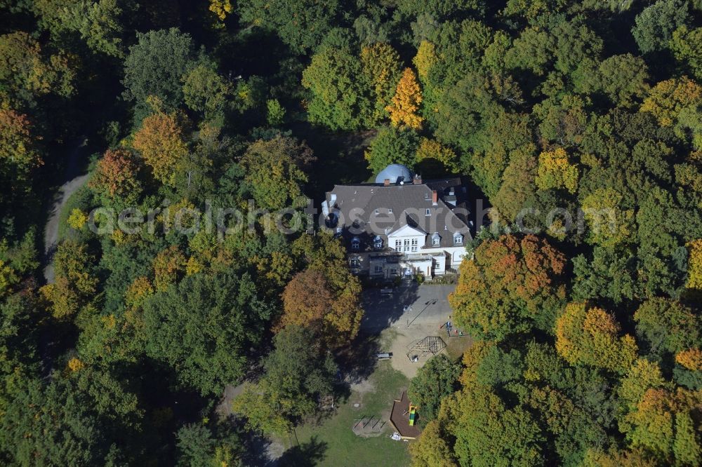 Aerial photograph Berlin - School building of the Juedische Traditionsschule am Spandauer Damm in Berlin in Germany