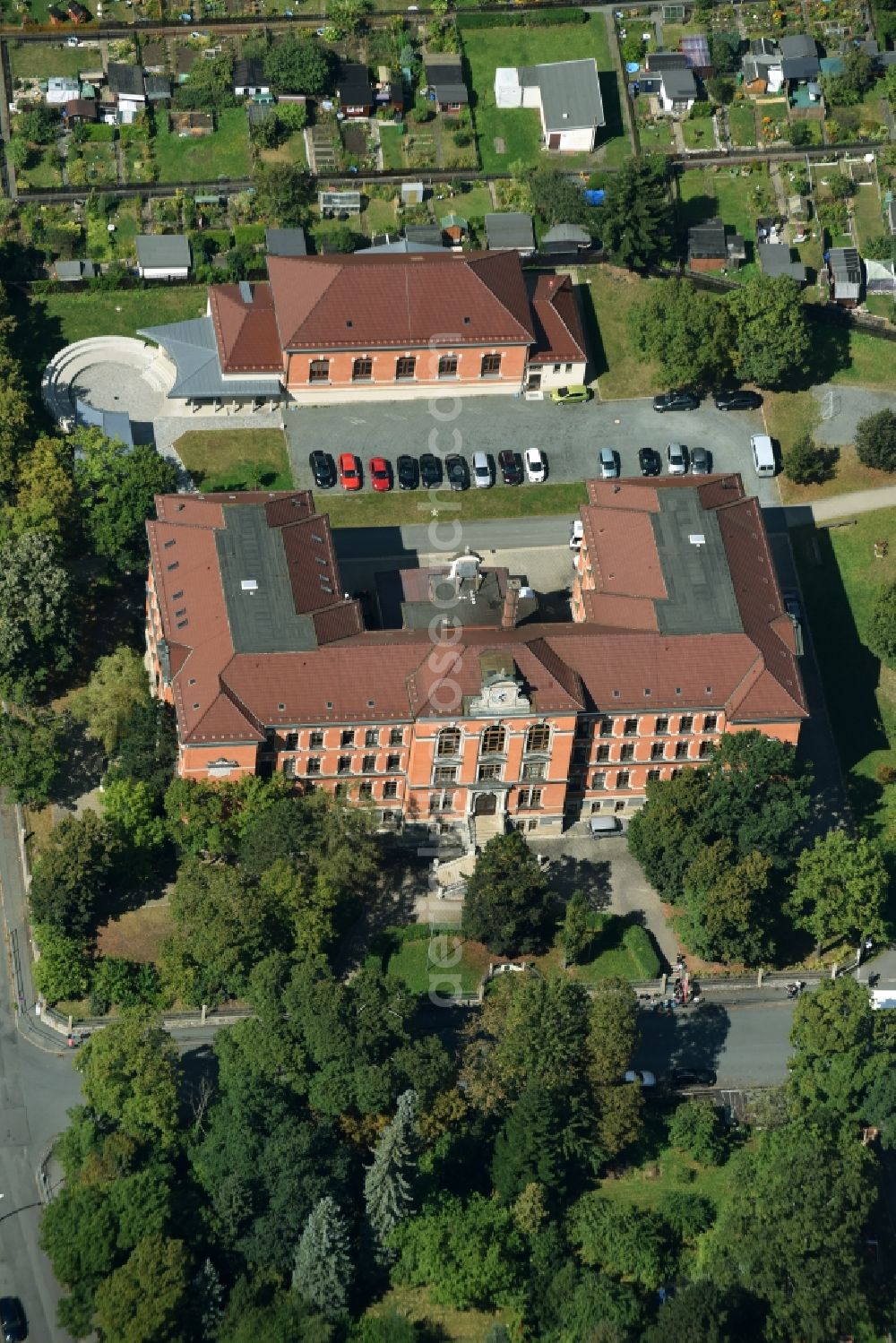 Oelsnitz/Vogtl. from the bird's eye view: School building of the high school Julius-Mosen-Gymnasium in Oelsnitz/Vogtl. in the state of Saxony