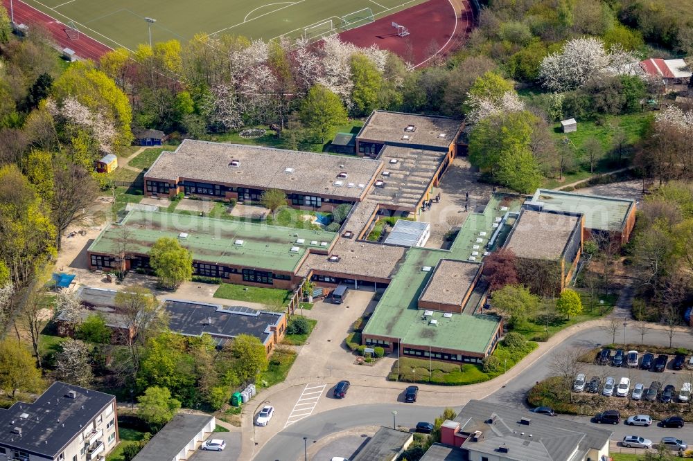 Holzwickede from the bird's eye view: School building of the Karl-Brauckmann-Schule in Holzwickede in the state North Rhine-Westphalia, Germany