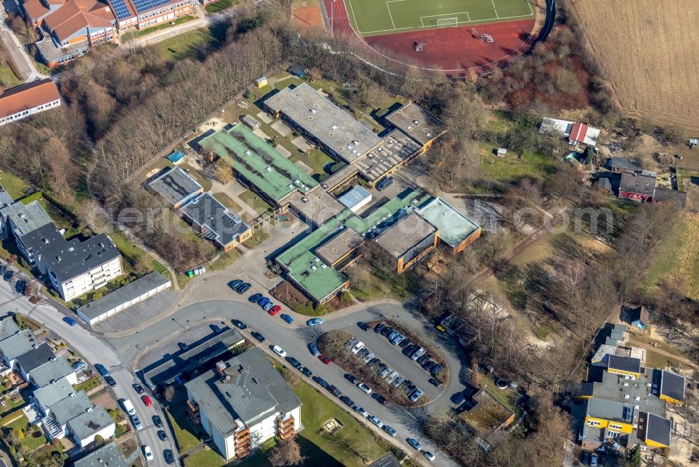 Aerial image Holzwickede - School building of the Karl-Brauckmann-Schule on Karl-Brauckmann-Strasse in Holzwickede in the state North Rhine-Westphalia, Germany