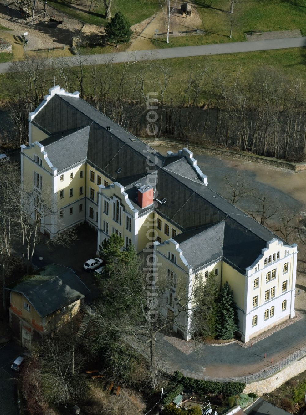 Döbeln from above - School building of the Lernbehindertenschule Pestalozzi in Doebeln in the state Saxony