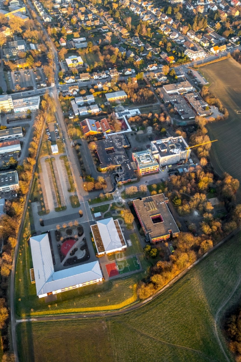 Aerial image Dortmund - School building on Marsbruch on Marsbruchstrasse in Dortmund in the state North Rhine-Westphalia, Germany