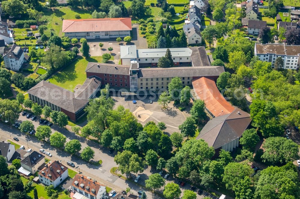 Aerial image Bochum - School building of the Maerkische Schule in the district Wattenscheid in Bochum in the state North Rhine-Westphalia, Germany