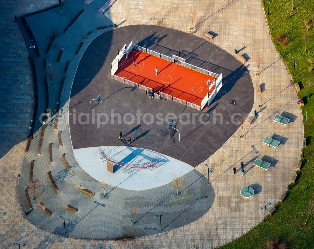 Aerial photograph Bochum - School building of the Neues Gymnasium Bochum an der Querenburger Strasse in Bochum in the state North Rhine-Westphalia