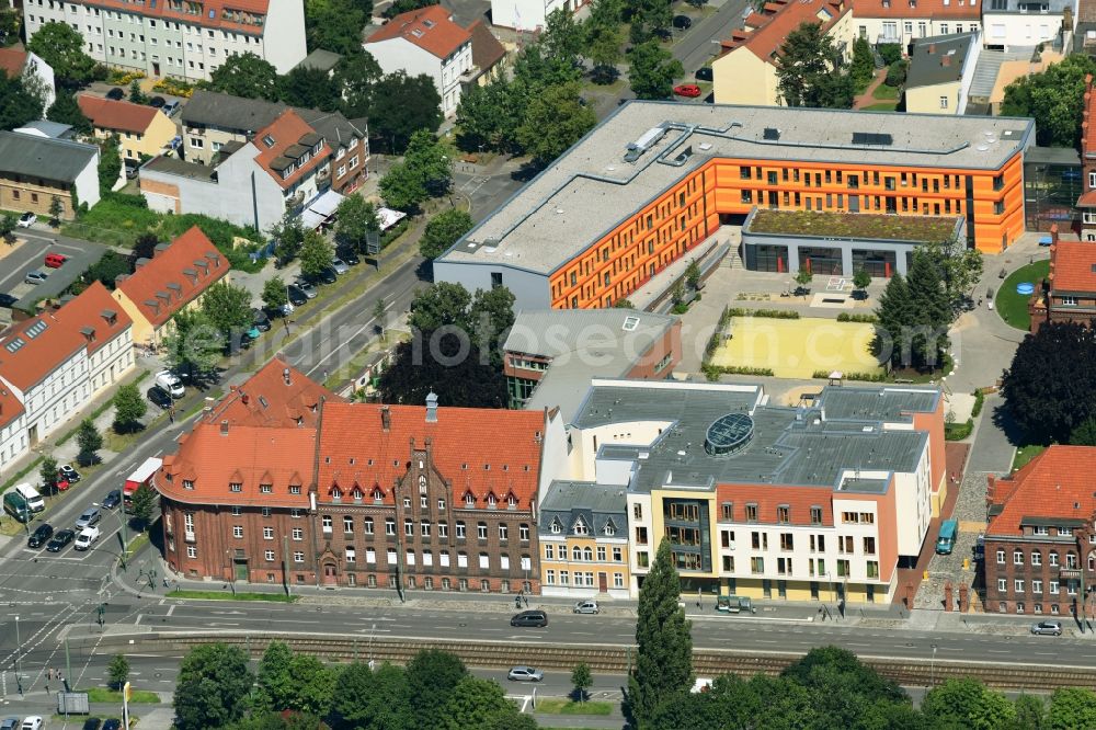 Potsdam from the bird's eye view: School building of the Oberlinschule on Rudolf-Breitscheid-Strasse in the district Babelsberg in Potsdam in the state Brandenburg, Germany