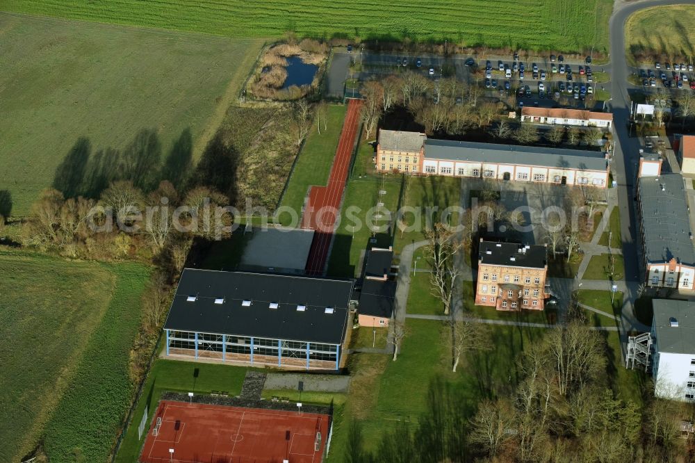 Fürstenwalde/Spree from the bird's eye view: School building of the Oberstufenzentrum on Palmnicken in Fuerstenwalde/Spree in the state Brandenburg