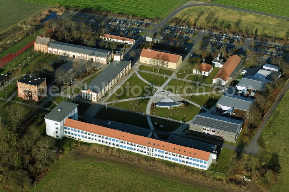 Aerial photograph Fürstenwalde/Spree - School building of the Oberstufenzentrum on Palmnicken in Fuerstenwalde/Spree in the state Brandenburg