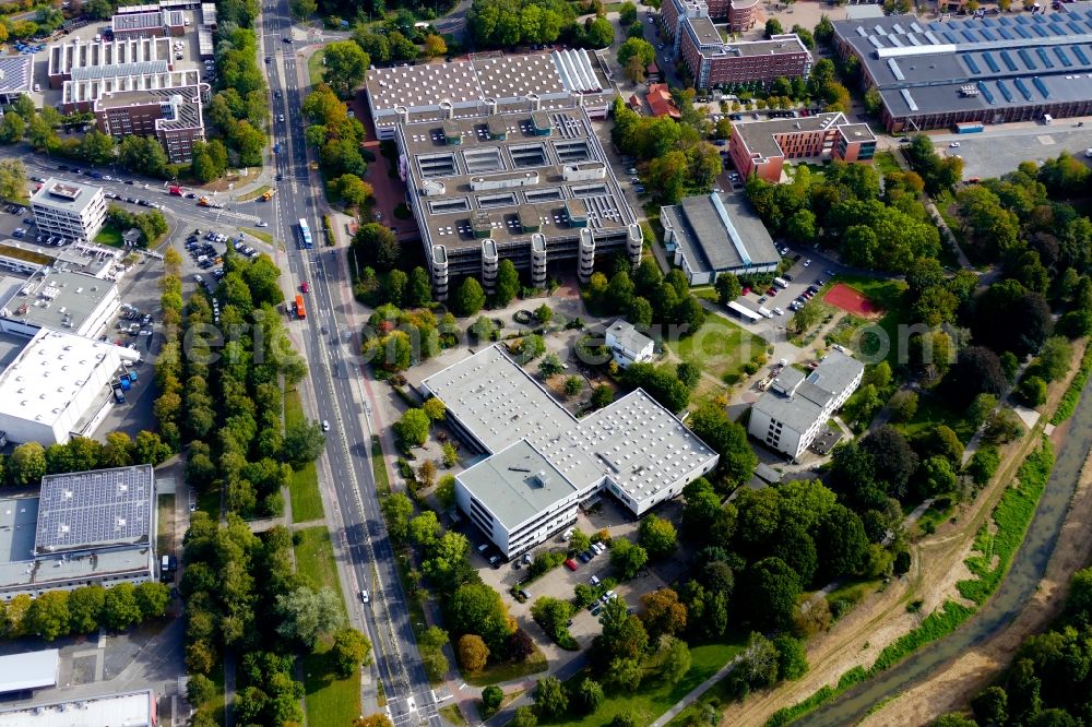 Göttingen from the bird's eye view: School building of the Otto-Hahn-Gymnasiums and of Berufsbildende Schule 2 in Goettingen in the state Lower Saxony, Germany