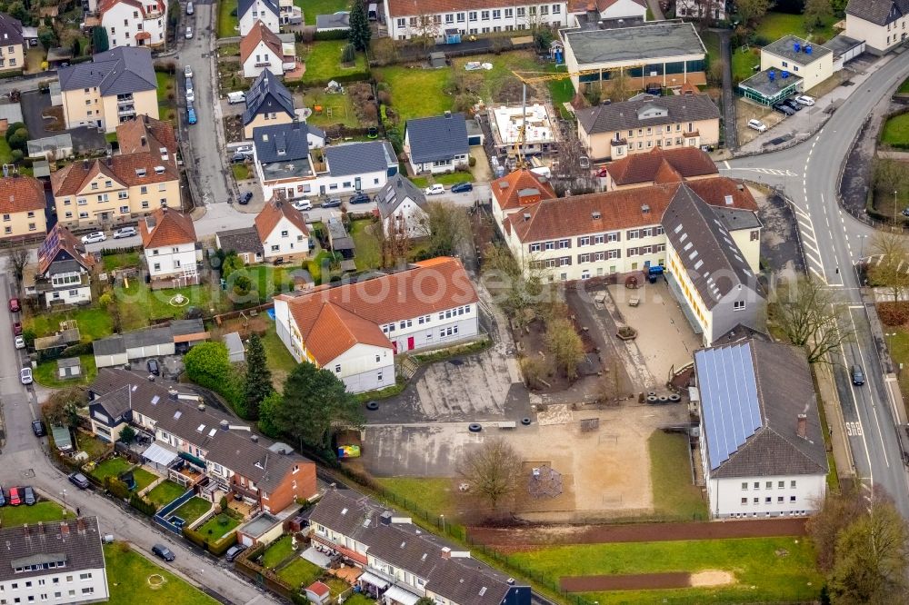 Fröndenberg/Ruhr from the bird's eye view: School building of the Overbergschule Froendenberg on Overbergstrasse in Froendenberg/Ruhr in the state North Rhine-Westphalia, Germany