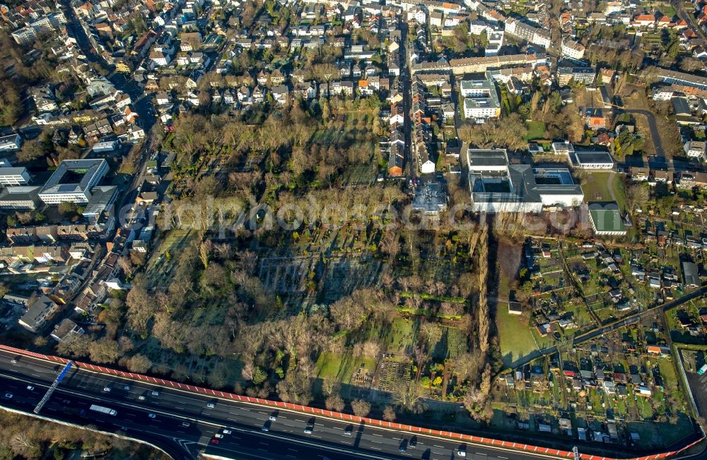 Bochum from the bird's eye view: School of the Pestalozzi whole day secondary school Wattenscheid in the district of Wattenscheid in Bochum in the federal state North Rhine-Westphalia