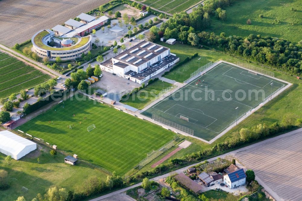 Aerial photograph Lampertheim - School building of the Pestalozzischule in Lampertheim in the state Hesse, Germany