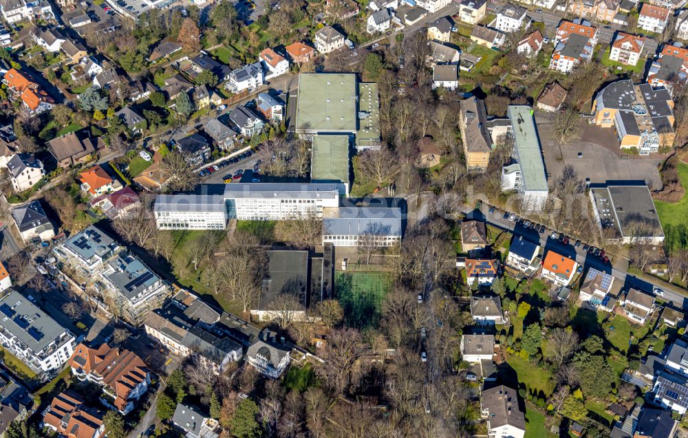 Aerial image Unna - School building of the Peter-Weiss-Gesamtschule Unna on street Herderstrasse in Unna at Ruhrgebiet in the state North Rhine-Westphalia, Germany