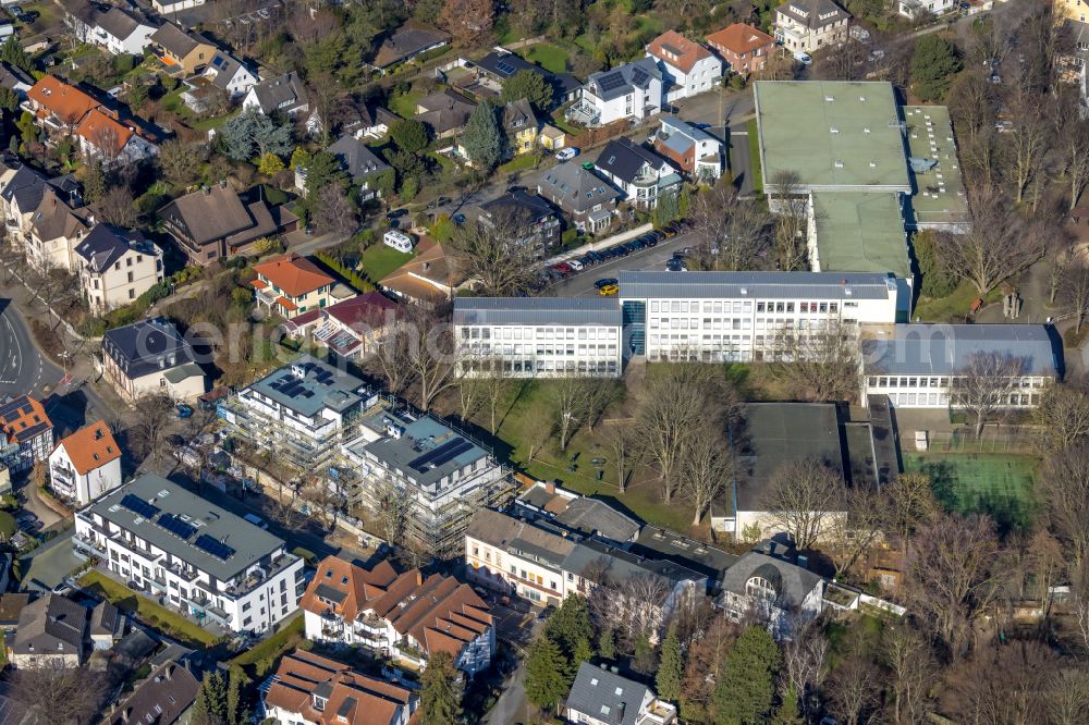 Aerial photograph Unna - School building of the Peter-Weiss-Gesamtschule Unna on street Herderstrasse in Unna at Ruhrgebiet in the state North Rhine-Westphalia, Germany