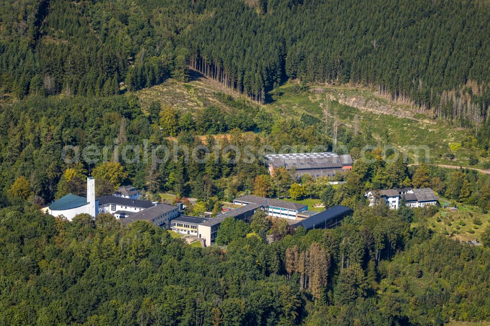 Lennestadt from above - School building of the Wolfgang Gerbere school of the Gymnasium Maria Koenigin and the building complex of the Jugendhof Pallotti Lennestadt on Missionshaus in the district Altenhundem in Lennestadt in the state North Rhine-Westphalia, Germany