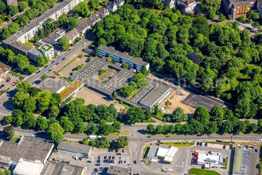 Aerial image Gelsenkirchen - School of the secondary school in Muehlenstrasse in the district of Buer in Gelsenkirchen in the federal state North Rhine-Westphalia, Germany