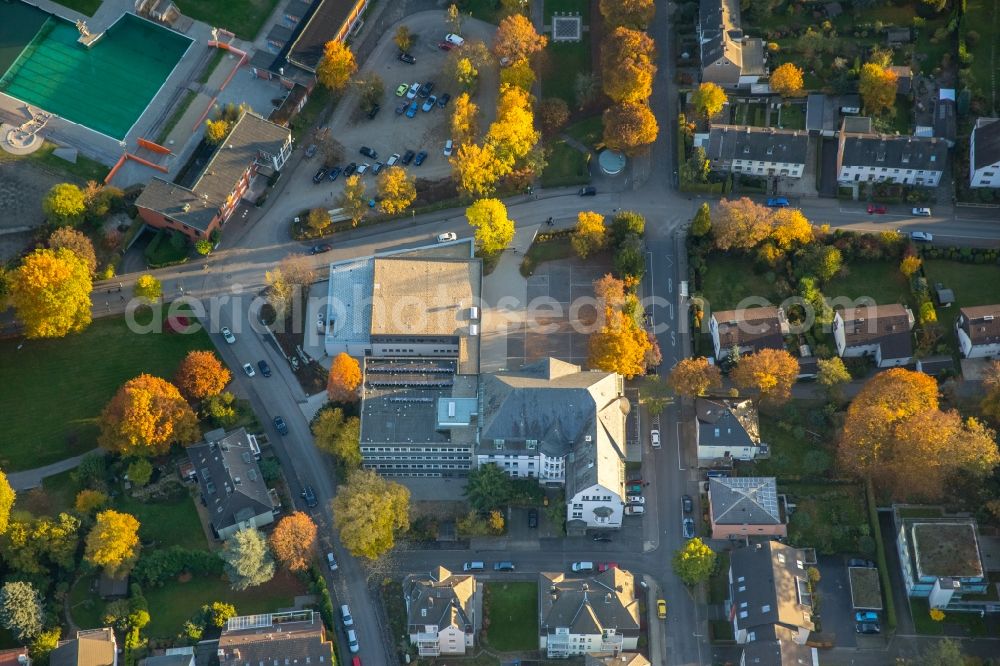 Aerial photograph Wetter (Ruhr) - School building of the Realschule Wetter along the Wilhelmstrasse in Wetter (Ruhr) in the state North Rhine-Westphalia