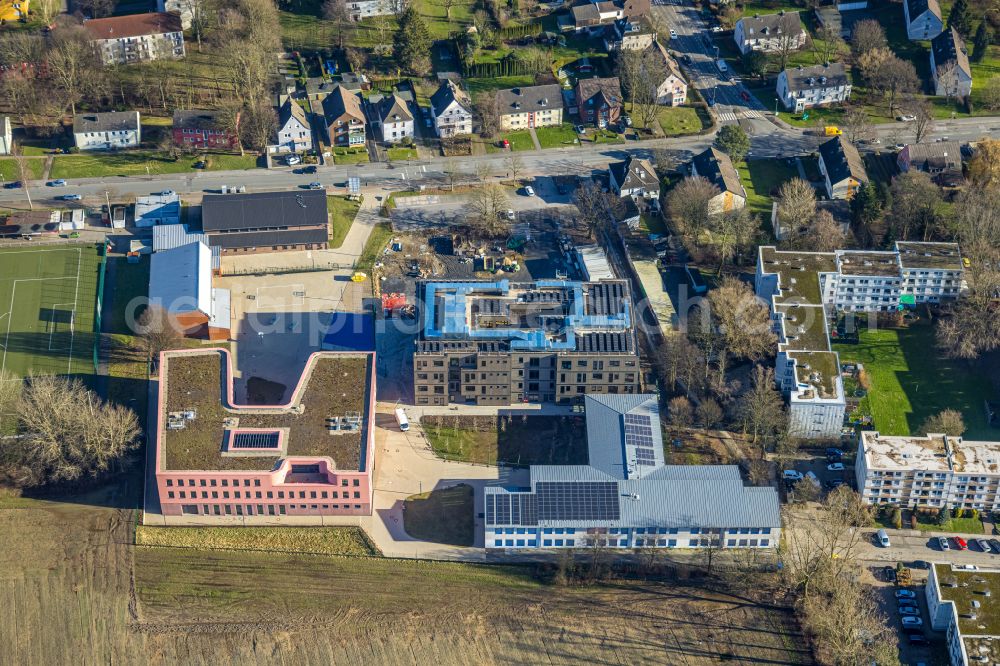 Bodelschwingh from the bird's eye view: School building of the Reinoldi-Gesamtschule on street Im Odemsloh in Bodelschwingh at Ruhrgebiet in the state North Rhine-Westphalia, Germany