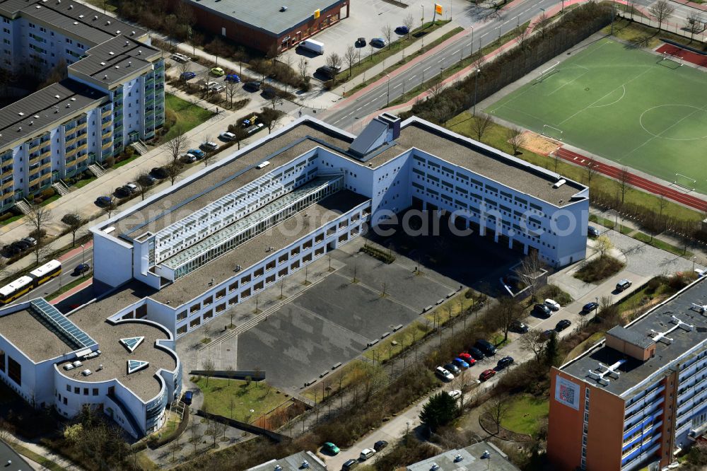 Aerial image Berlin - School building of the Sartre-Gymnasium on street Kyritzer Strasse in the district Hellersdorf in Berlin, Germany