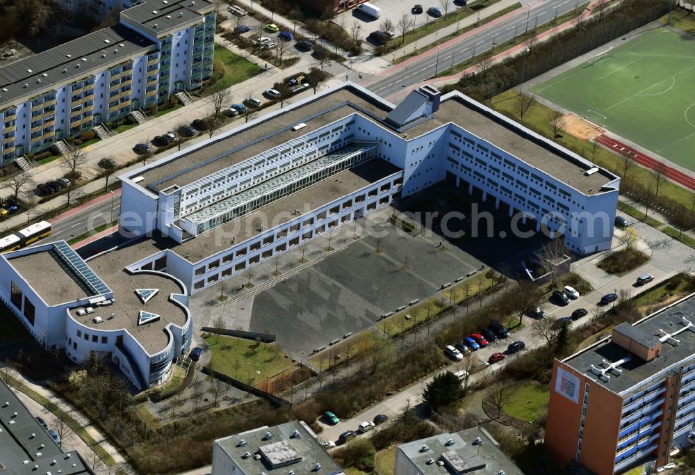 Aerial photograph Berlin - School building of the Sartre-Gymnasium on street Kyritzer Strasse in the district Hellersdorf in Berlin, Germany