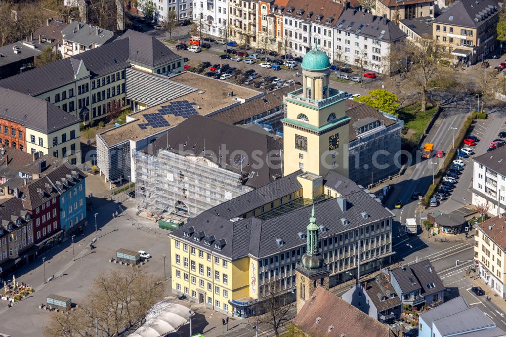 Aerial image Witten - School building of the Schiller-Gymnasium Witten on Breddestrasse in the district Bommern in Witten in the state North Rhine-Westphalia, Germany