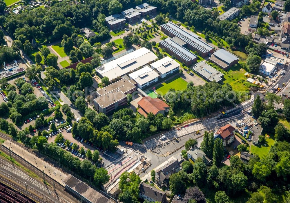 Bochum from the bird's eye view: School building of the Schule am Haus Langendreer, der Schule am Leithenhaus und der Hasselbrink - Schule in Bochum in the state North Rhine-Westphalia