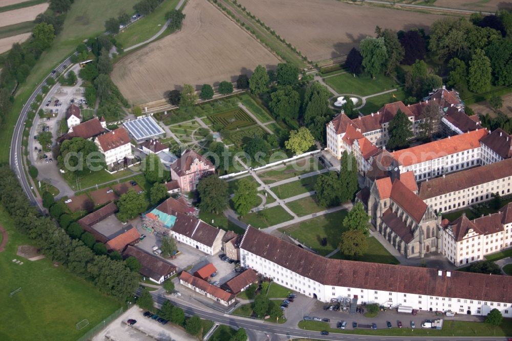 Aerial image Salem - School building of the Schule Schloss Salem on Schlossbezirk in the district Stefansfeld in Salem in the state Baden-Wuerttemberg