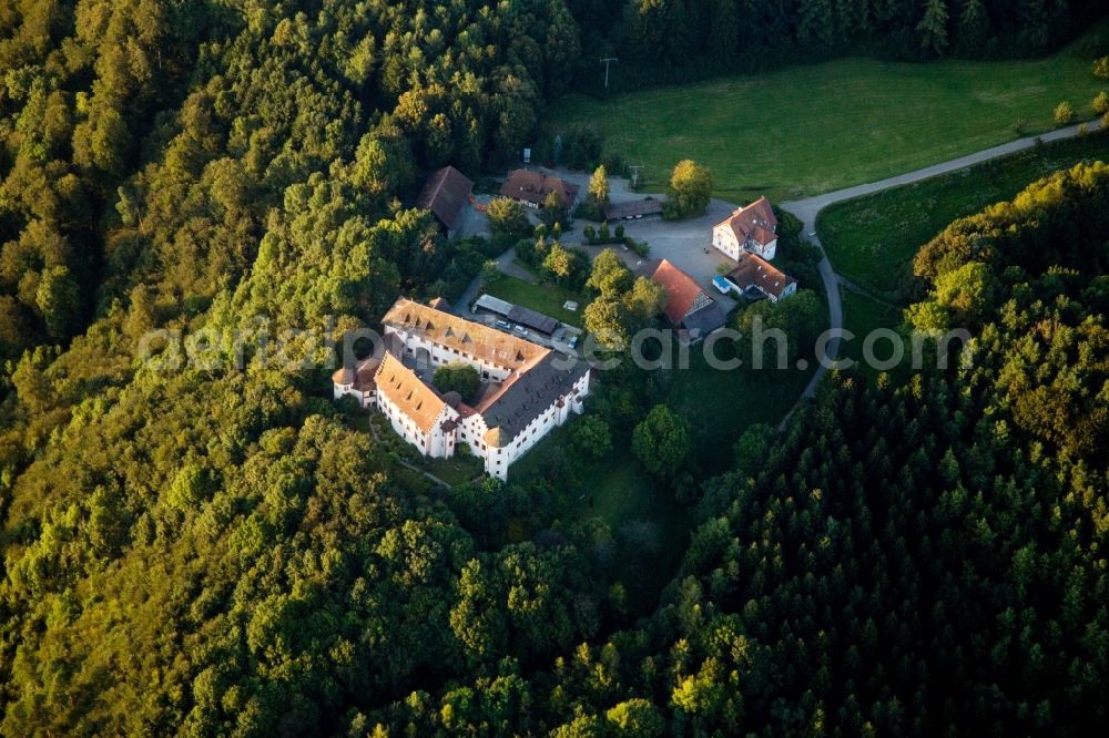 Aerial image Hohenfels - School building of the Schule schloss Salem Unterstufe (Burg Hohenfels) in the district Kalkofen in Hohenfels in the state Baden-Wuerttemberg, Germany